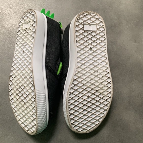 Slip on shoes - Picture 3 of 3